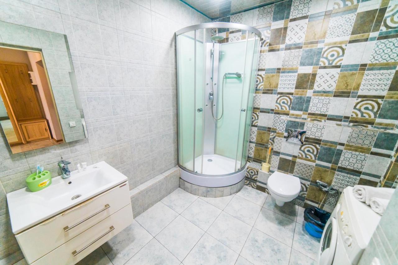 Manica Mega Towers Appartement Alma-Ata Buitenkant foto